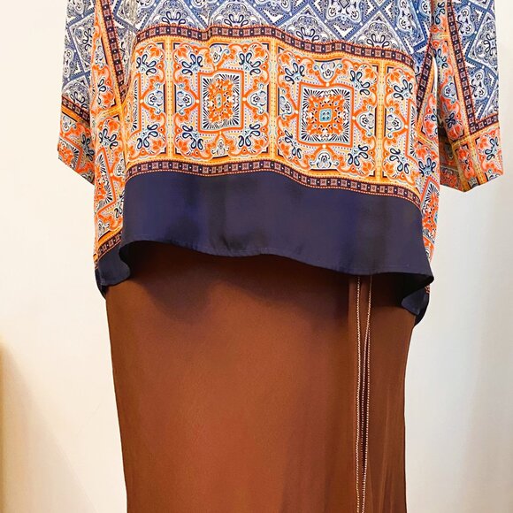 Zara Basic White, Blue, and Orange Flowy V-Neck Tunic - Picture 2 of 8